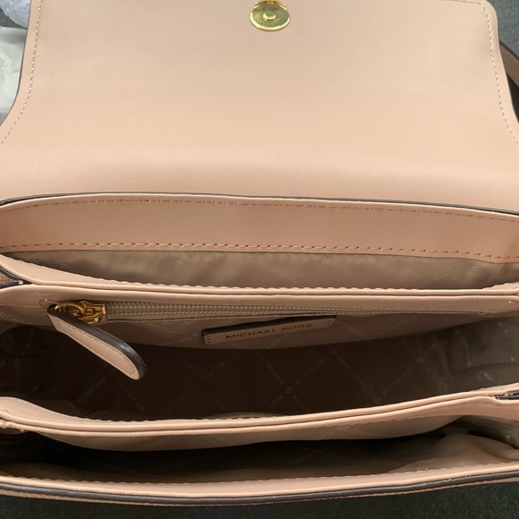 Michael Kors Addison Purse NWT - Picture 7 of 11